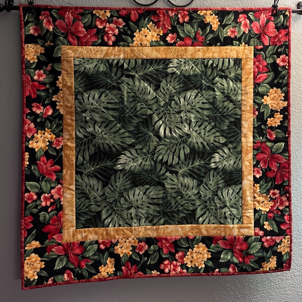 Floral and Leaf Pattern Wall Hanging
